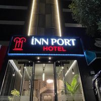 Inn Port Hotel