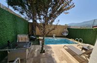 Private Garden Private Pool Room