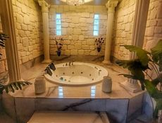 Himalayan Salt Room