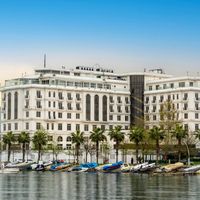 Wellborn Luxury Hotel