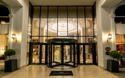 Wellborn Luxury Hotel · 4