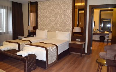 Gülümser Hatun Termal Otel · 4