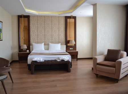 turkey/kutahya/gulumserhatuntermalotel427f3565.jpg