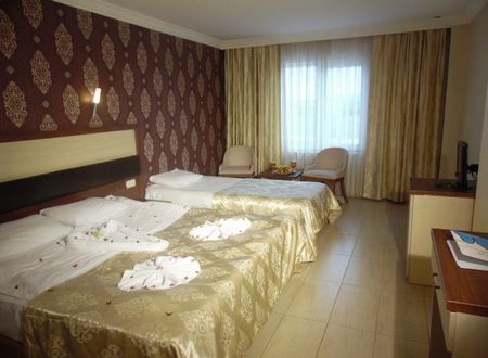 turkey/kutahya/nehirtermaloteld63ba2a2.jpg