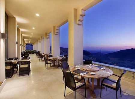 turkey/mardin/hiltongardeninnmardinbee1e003.jpg