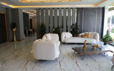 Dorel The Hotel · 5