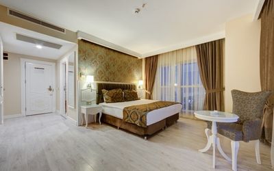 Navona Otel · 5