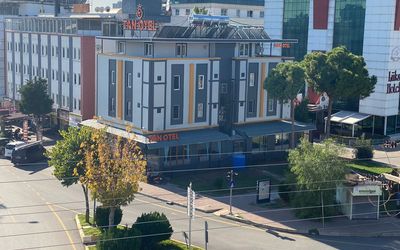 Tan Otel · 2