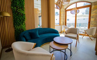 Asterina Hotel · 4