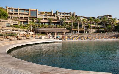 Caresse Resort & Spa · 5