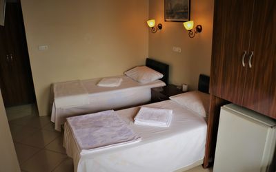 Durak Otel · 4