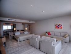 King suite