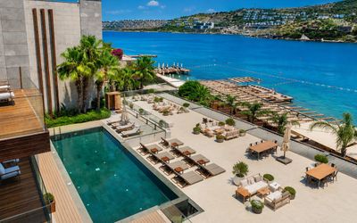 Mare Deluxe Residences & Villas · 4