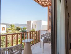 Balkonlu Suite