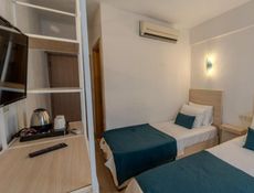 Triple Room with City View