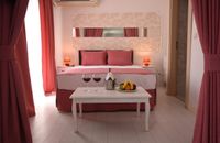 Family Room - Sea View