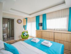 Stüdyo Oda Deniz Manzaralı