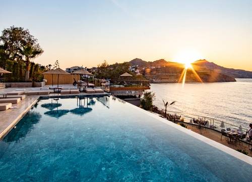 turkey/mugla/bodrum/nixiehotelbeach606a8115.jpg