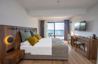 Делукс стая с балкон и изглед към морето