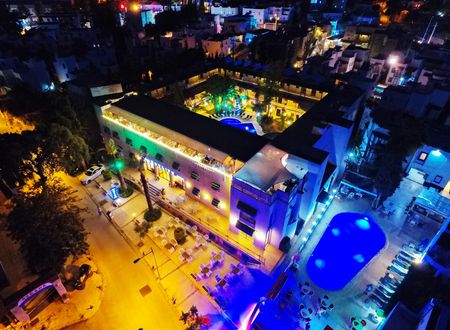 turkey/mugla/bodrum/viebleunuit29a0c886.jpg