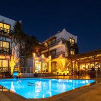 West Coast Otel