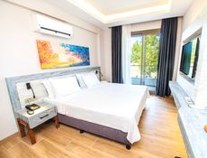 Standardzimmer mit Balkon