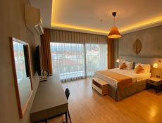 Deluxe Premium Room