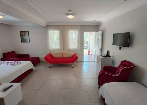 turkey/mugla/fethiye/bucakaparthotelgocekbeach19533c25.jpg