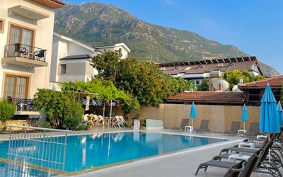Cennet Hotel · 5