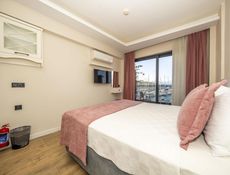 SUITE OLUDENIZ