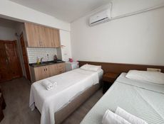 KISMI DENİZ MANZARALI BALKONSUZ 1+0