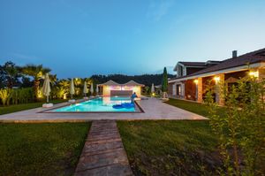 turkey/mugla/fethiye/gardenlifegocek49426e0c.jpg