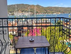 Chambre Design - Vue Latérale sur la Mer503-603