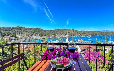 Mykonut Boutique Suites · 3