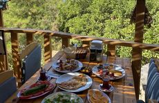 turkey/mugla/fethiye/reflectionscampeee5f108.jpg