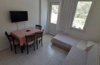 Apartment without kitchen Garden floor for families only