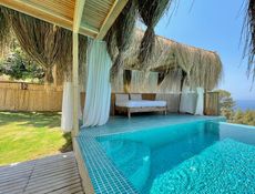THYMIAN (VOLLSTÄNDIGER PRIVATER POOL UND JACUZZI MIT MEERBLICK, 95 % PRIVATSPHÄRE)