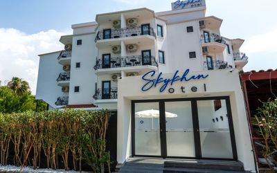 Skykhan Hotel · 4