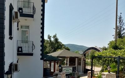 The Green Valley Hotel · 2