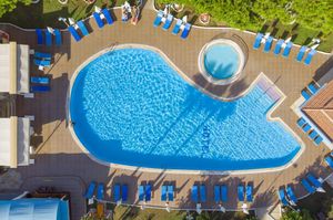 turkey/mugla/fethiye/whiteoteloludeniz975811d8.jpg