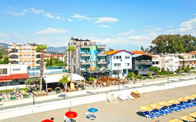 Yasemin Otel · 3