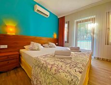 STANDARD ROOM WITHOUT DISABILITIES
