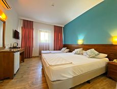 STANDARD ROOM 3 PERSON