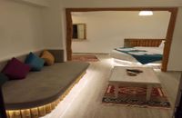 Стая с кръгла спалня с кухня от евкалипт