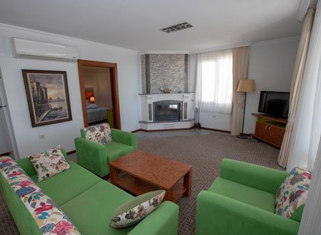 turkey/mugla/marmabeachf77e6c6c.jpg