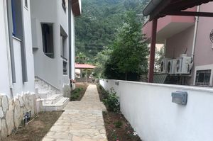 turkey/mugla/marmaris/avluapart237e443c.jpg