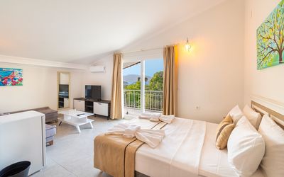 Defne Butik Otel · 4