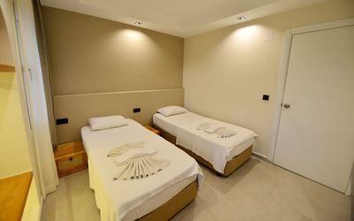 Green Park Apartments · 3