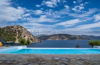 Panoramik Deniz Manzaralı, Sonsuzluk Havuzlu Junior Villa