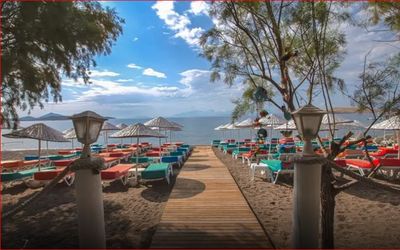 Mausolos Beach Hotel · 3